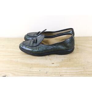 Belgian Shoe Womens 5W Green Snake Leather Bow Loafers Flat